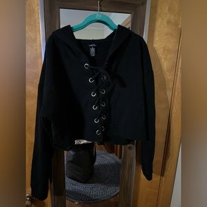 The 21 tie hoodie. Size XL.